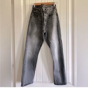 501 Levi’s jeans women’s straight leg jeans   27x30